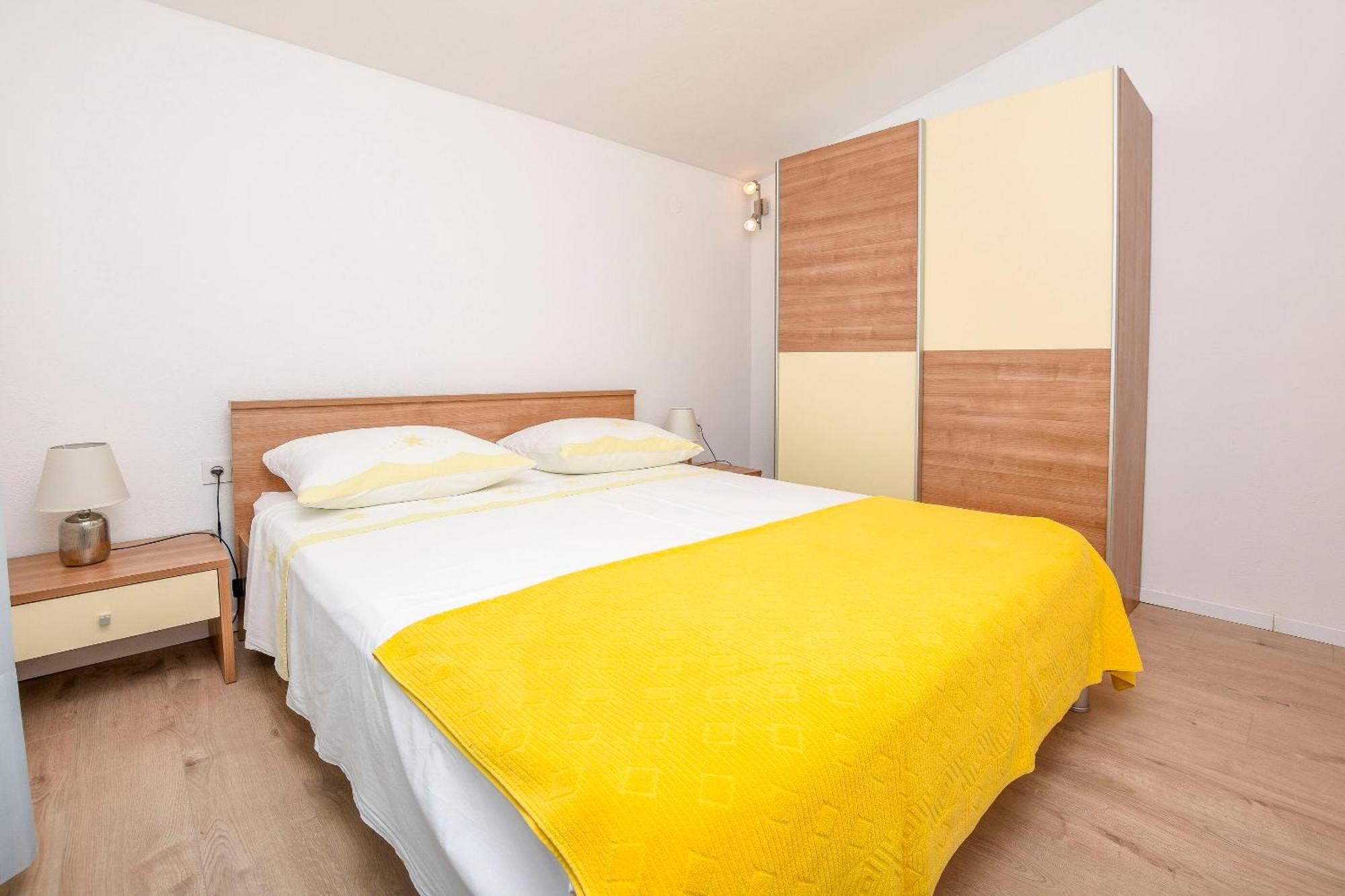 Apartments Branko Ražanj Buitenkant foto